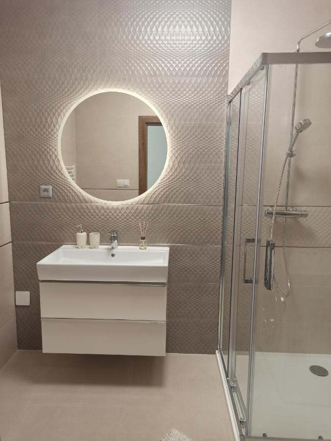 Luxusný apartmán v centre Nitry - Apartmán Halifax Nitra Esterno foto