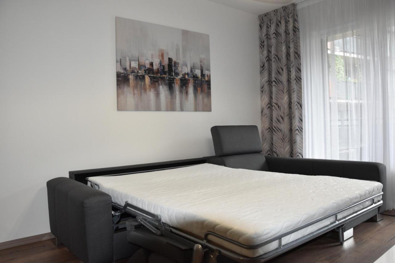 Luxusný apartmán v centre Nitry - Apartmán Halifax Nitra Esterno foto